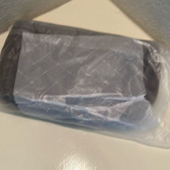 Chanel Precision Fuzzy Messenger Bag Charcoal Gray CC Logo Terry Cloth New GWP - Picture 10 of 10